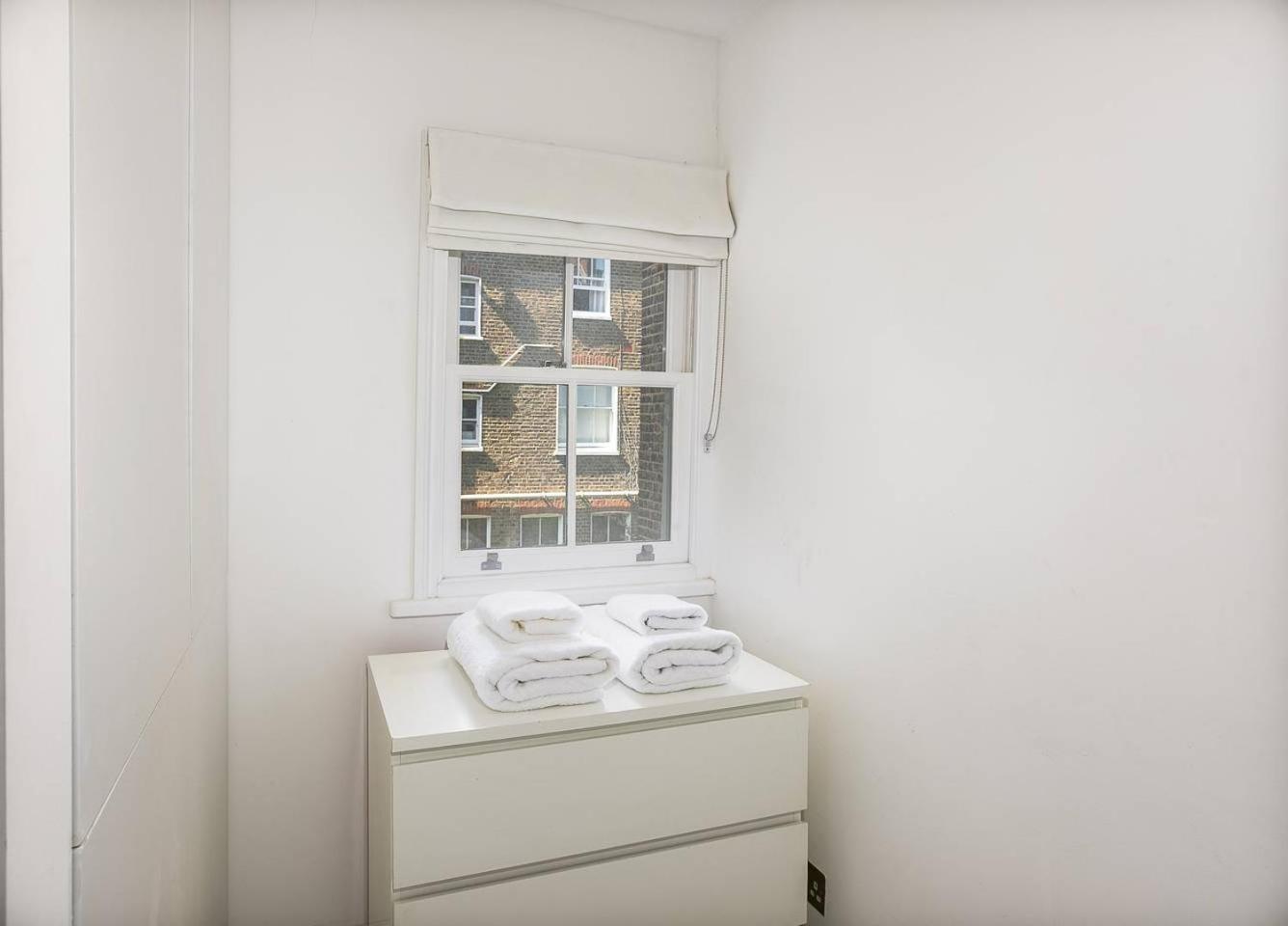 Guestready - West Kensington Home W/Balcony Londres Extérieur photo