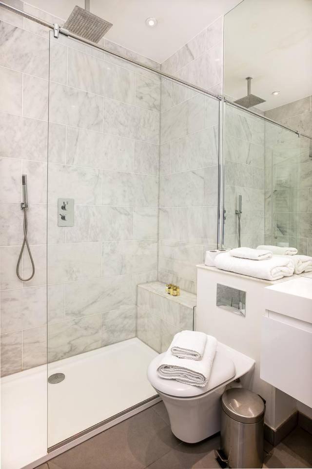Guestready - West Kensington Home W/Balcony Londres Extérieur photo