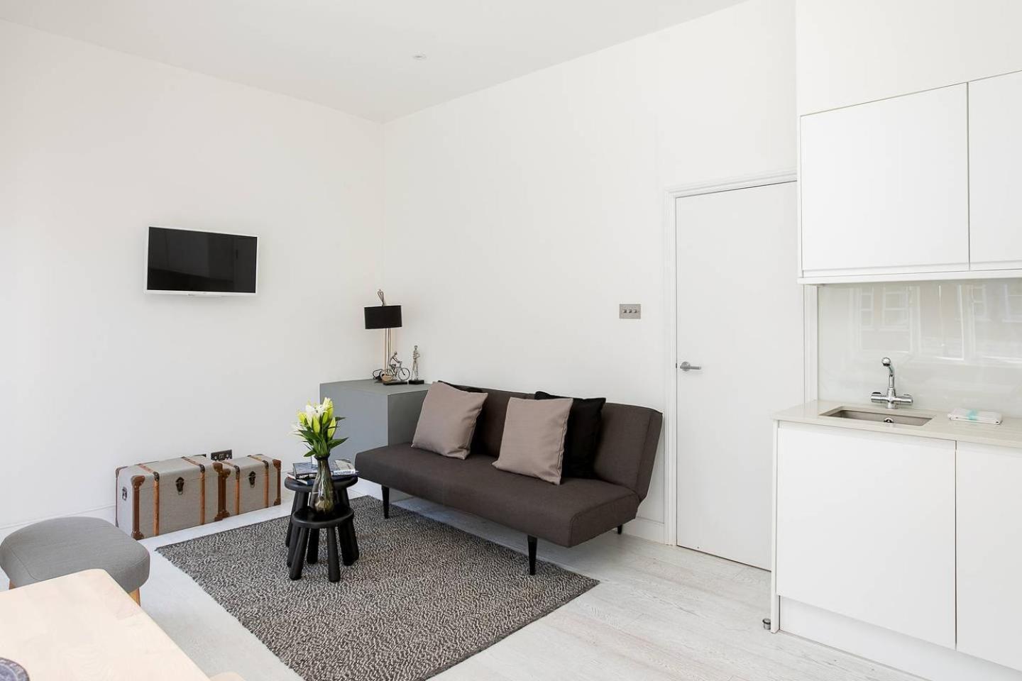 Guestready - West Kensington Home W/Balcony Londres Extérieur photo