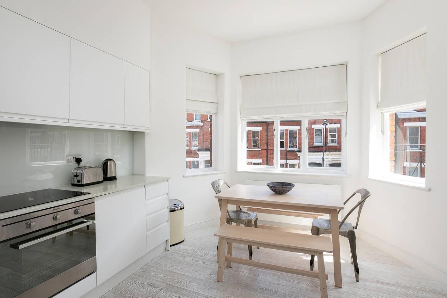 Guestready - West Kensington Home W/Balcony Londres Extérieur photo